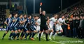Stevenage Play-Off-Push nach Phillips' Roter Karte