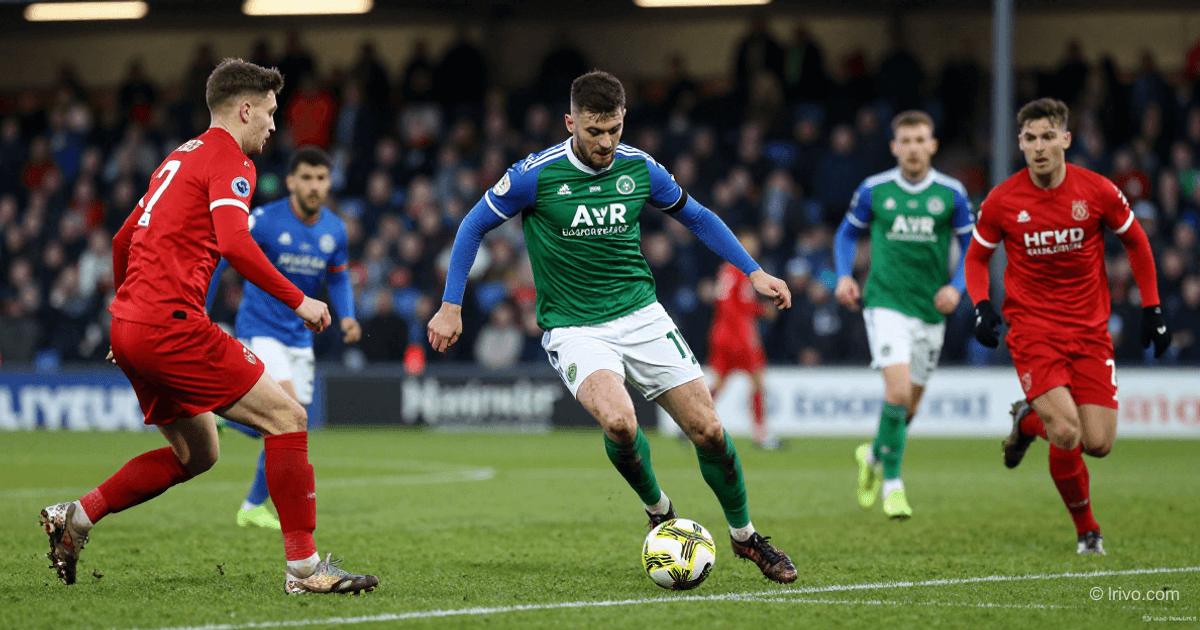Glentoran verkürzt Abstand zu Larne im Titelrennen der Irish Premiership