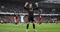 Przyszłość Robin Roefs w Sunderland: Czy powinien zostać czy odejść?